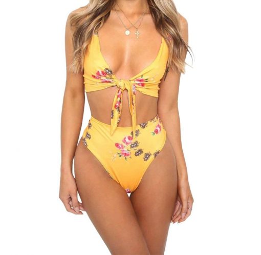 Traje de baño tipo bikini amarillo