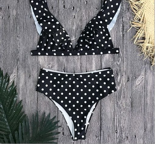 bikini dos piezas negro push up con volantes